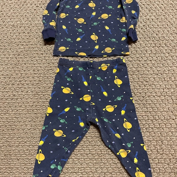 Space Pajamas Kitestrings  2T 24 months GUC - Picture 5 of 5
